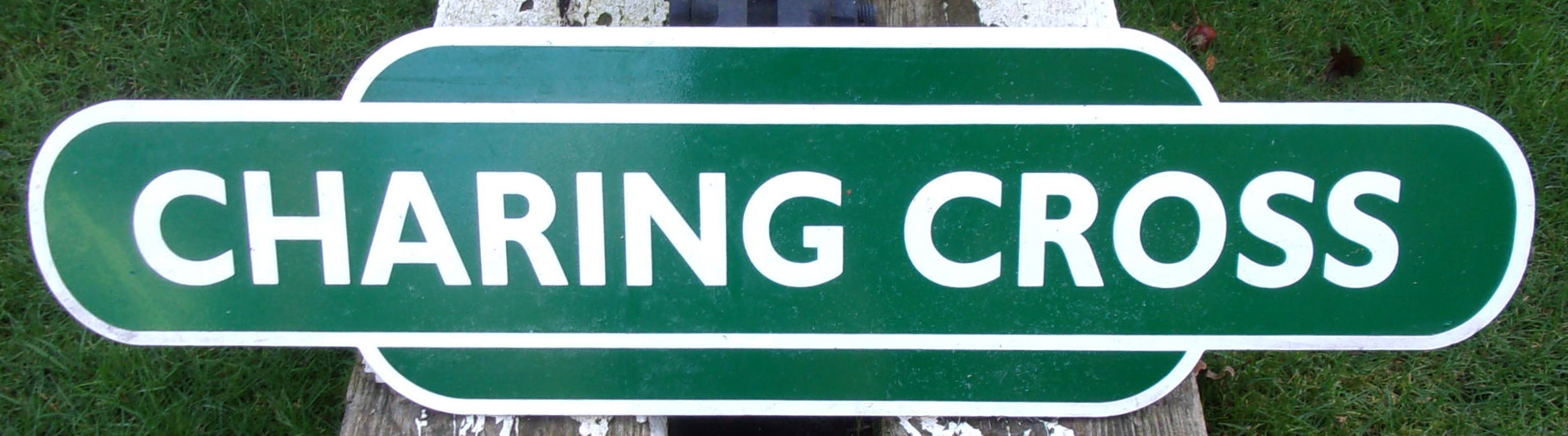 Repro Totem - "Charing Cross" FF.  Full size in fibre glass. v.g.c.