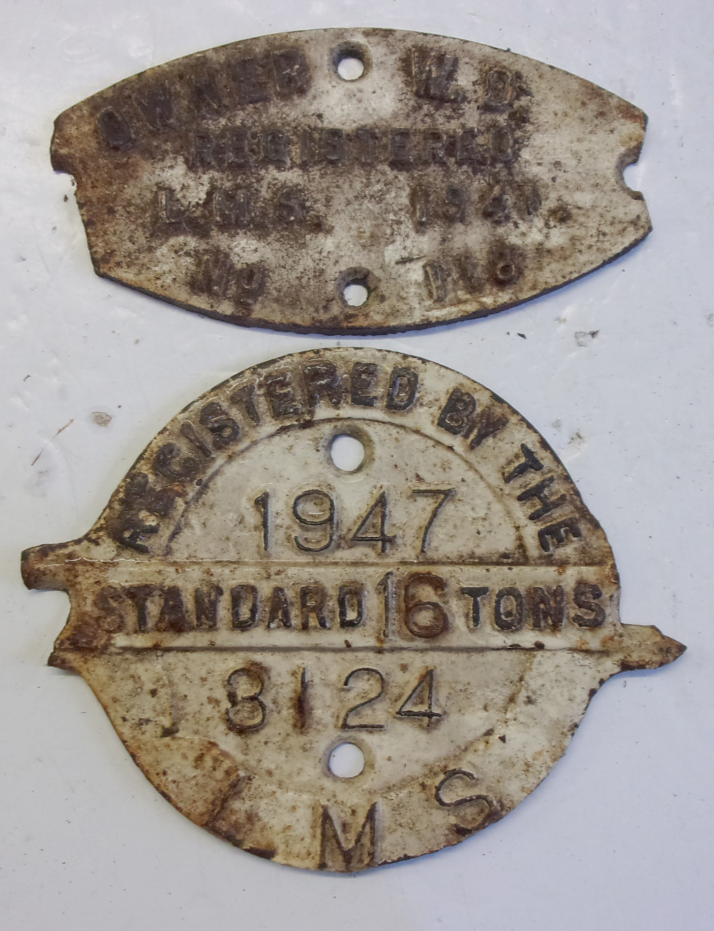 2 x Damaged Wagon Plates - Cast iron