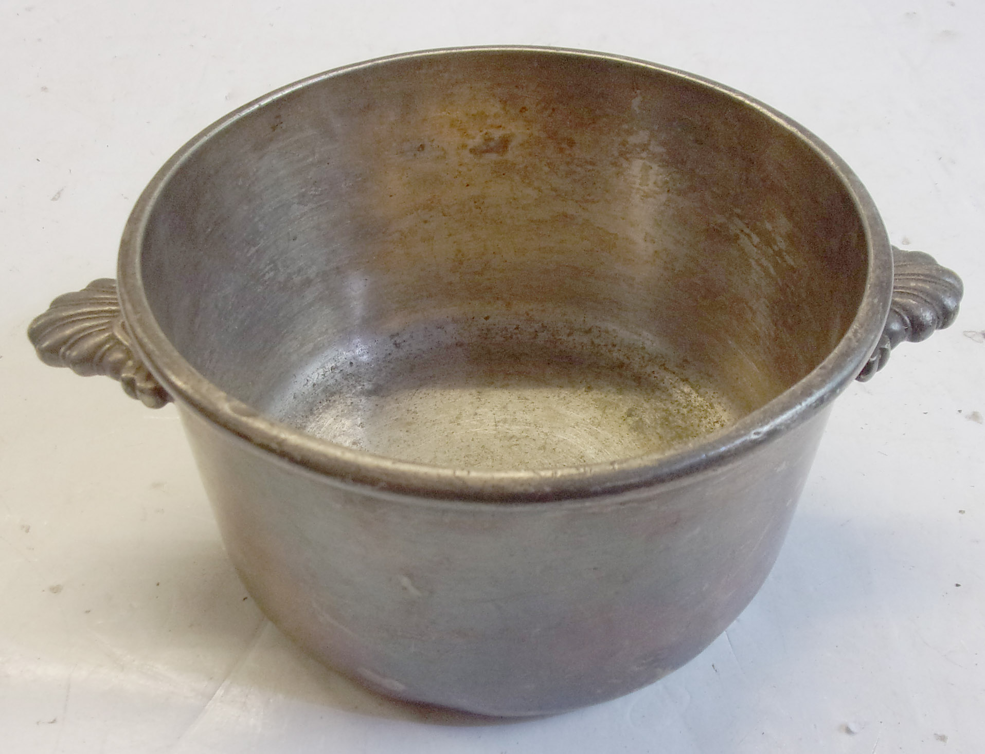 EPNS heavy pot, stamped "BTC HOTELS" by Elkingtons, with Acanthus leaves, handles 5" diameter, 3" high, also LMS Dining Cars Desert Spoon, just needs a clean. ( 3 x images to view)