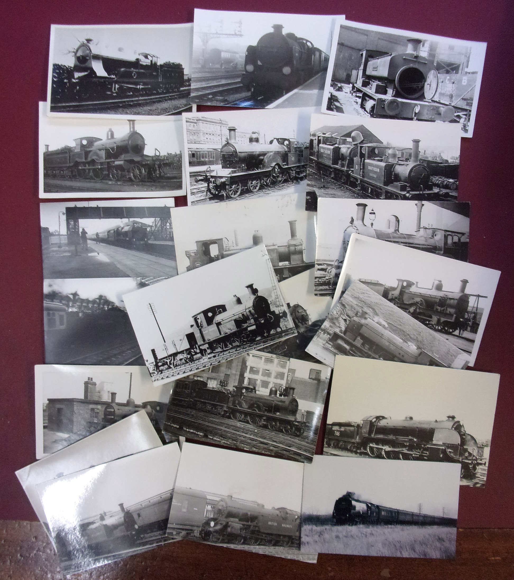 25 b&w Post Card Sized prints, Southern Railway, 100 x b&w Post Card Sized Prints, GWR. All in good order, mostly annotated with copyright. ( 2 x images to view)