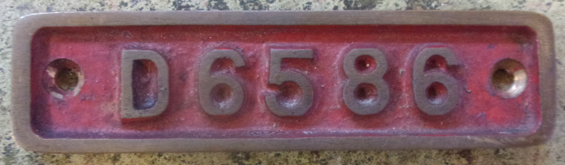 D6586 becoming 33201, loco details as previous lot. In service 1962-1993. This loco is preserved.