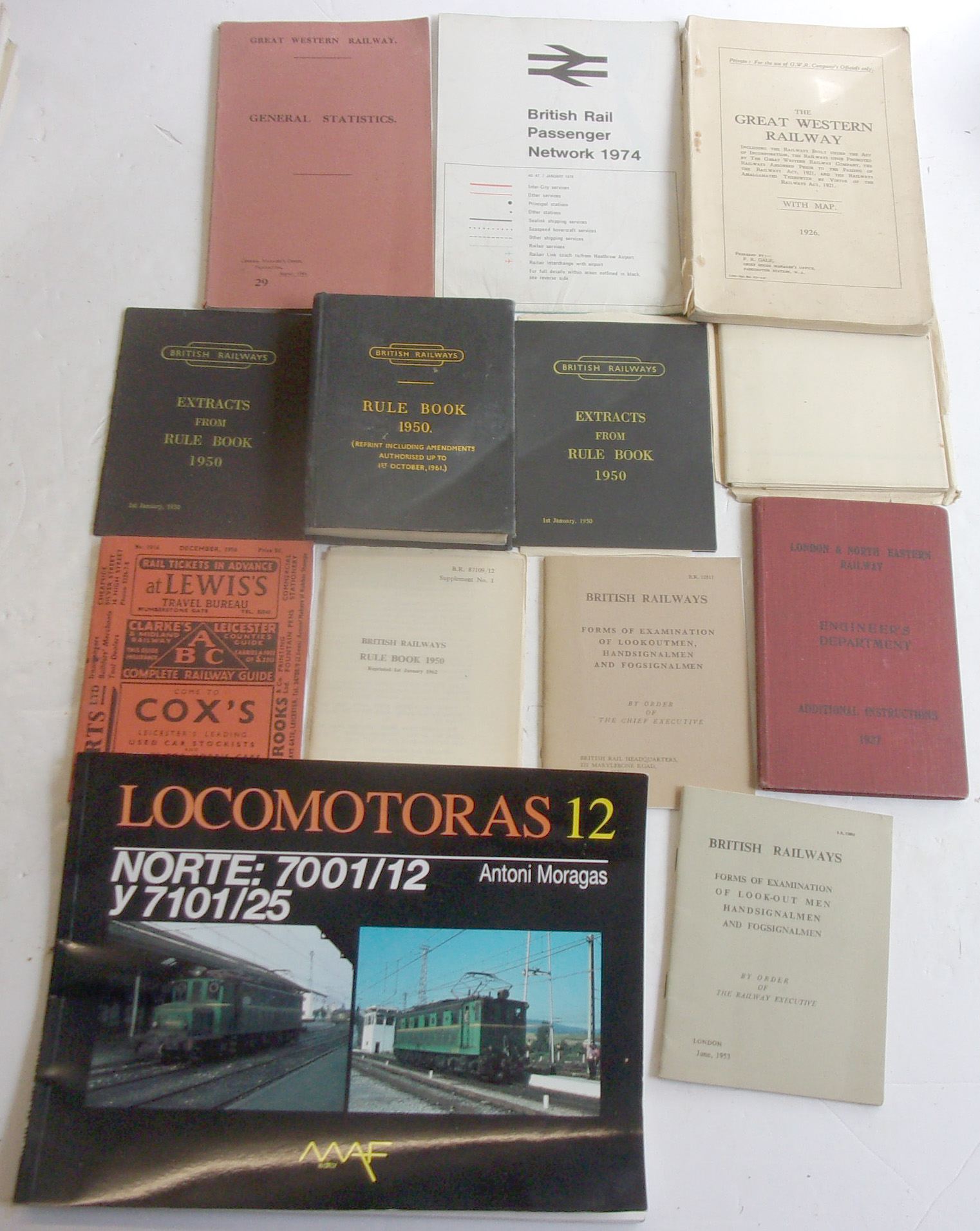 Sundry Lot, 3 x images of lots.
