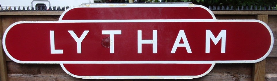Totem "LYTHAM" BR(M).  Has repair chip to centre panel, next to the letter "T".  Very good colour & shine, famous now for its holiday area also for the golfers with Royal Lytham & St Andrew Golf Club.