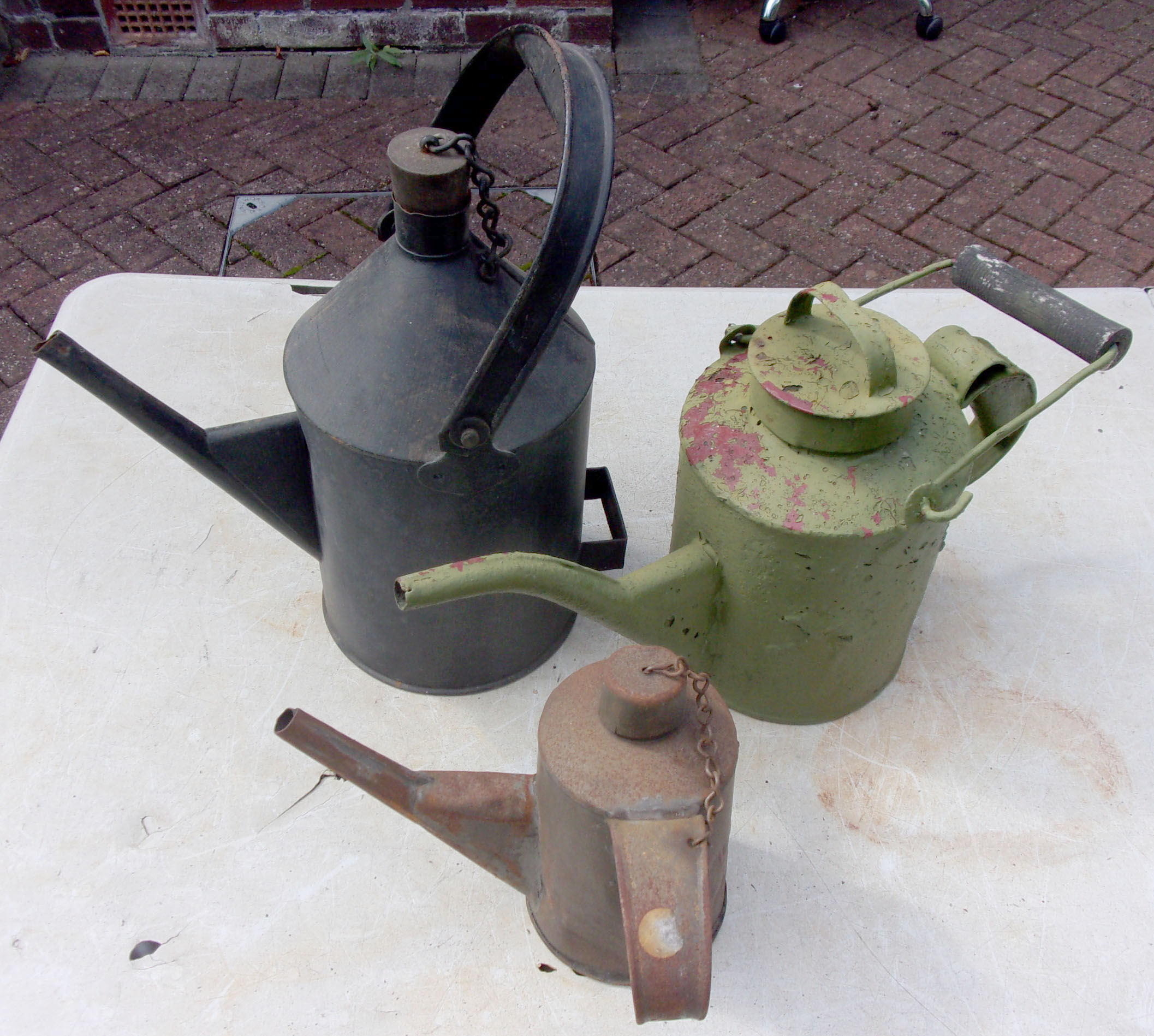 3 x Railway unmarked oil pourers, complete with brass bungs, in need of a repaint. Sound condition, rescued from Bolton area