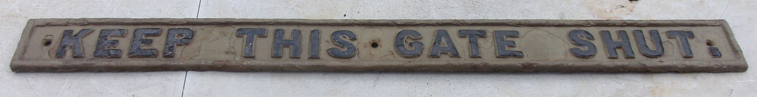 L&YR cast iron "Keep This Gate Shut", sound, in original ex gate condition.