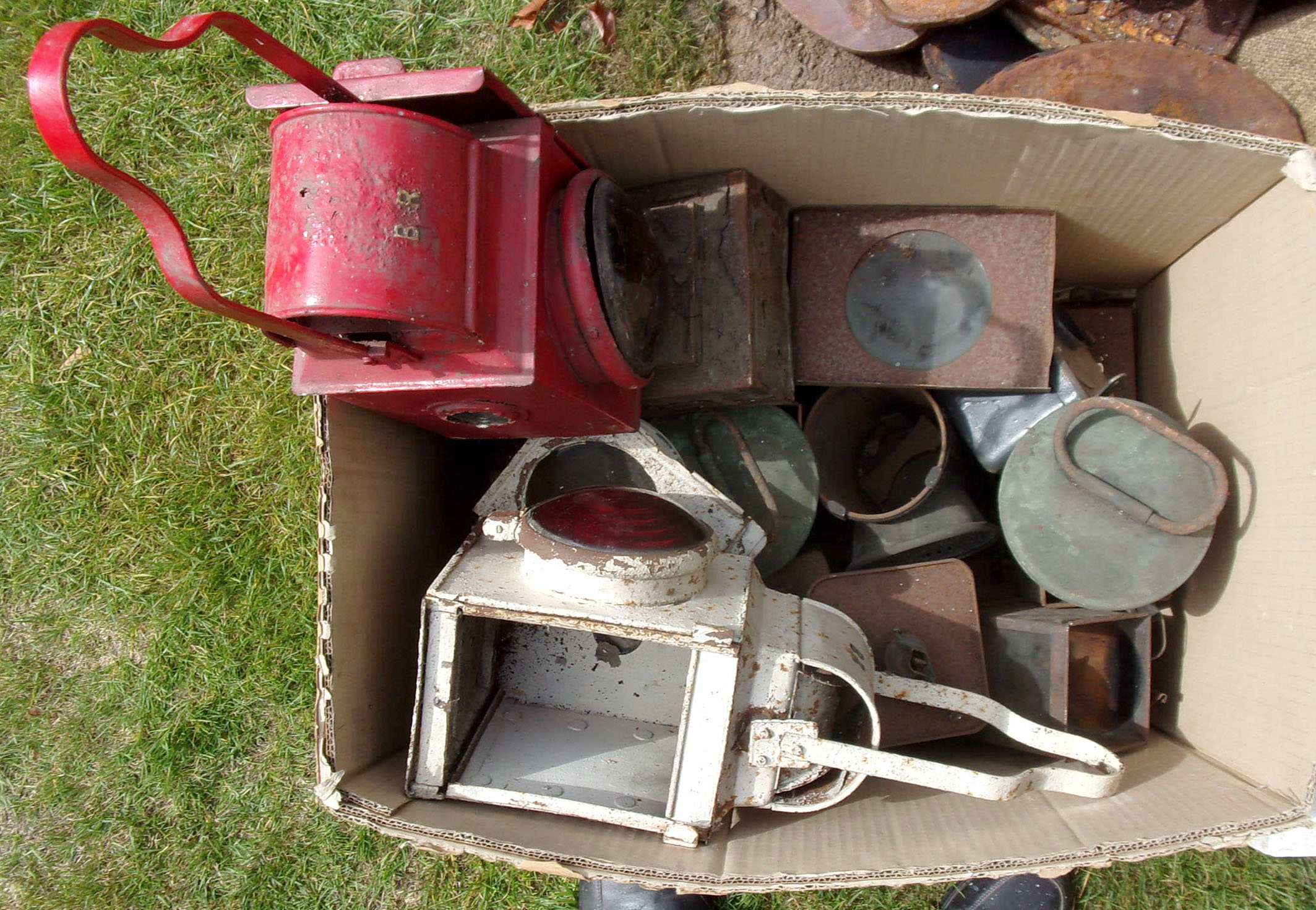 Box of lamp bits, as pictured.