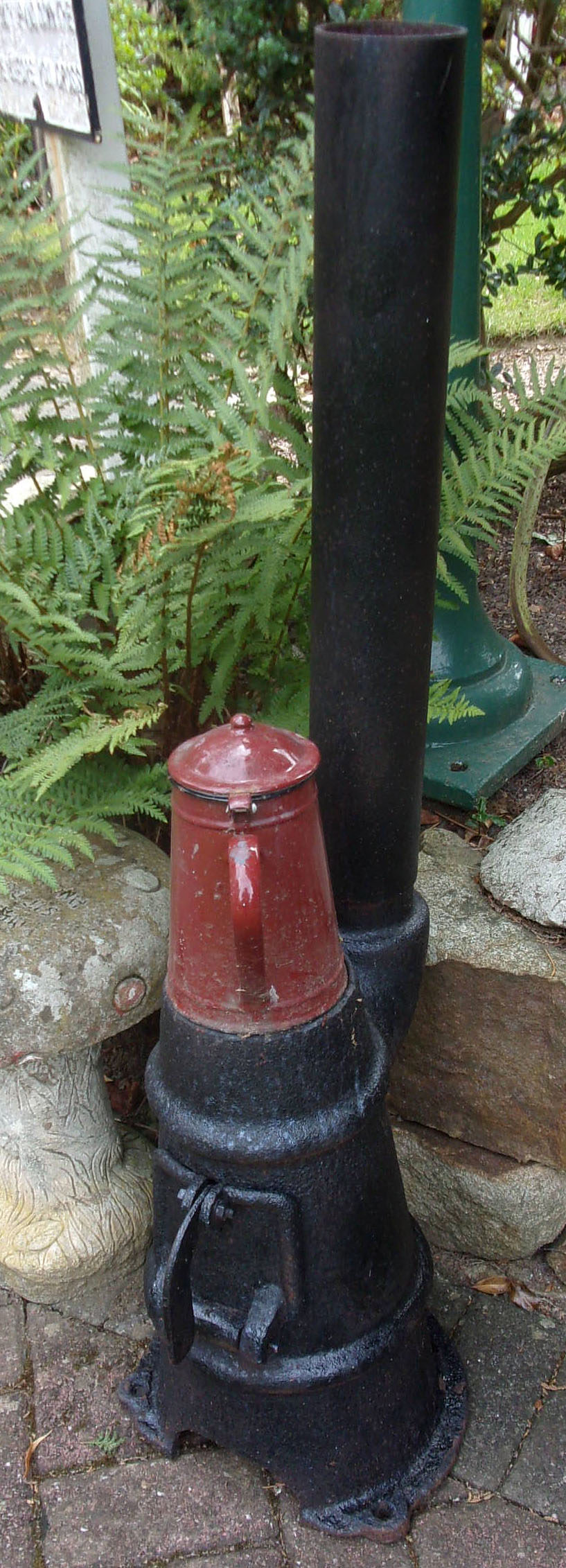 Brake Vans Stove, sound condition, as pictured.
