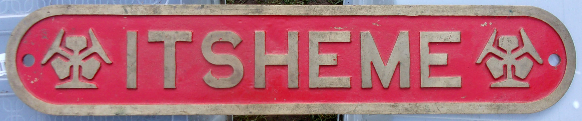 Locomotive Nameplate "ITSHEME", as carried by Rhodesian Rly Class 15th gauge loco numbered 415. Built under licence by Franco-Belge 1952. Clean face, ex loco back. Embossed cast brass. 31" x 6".
