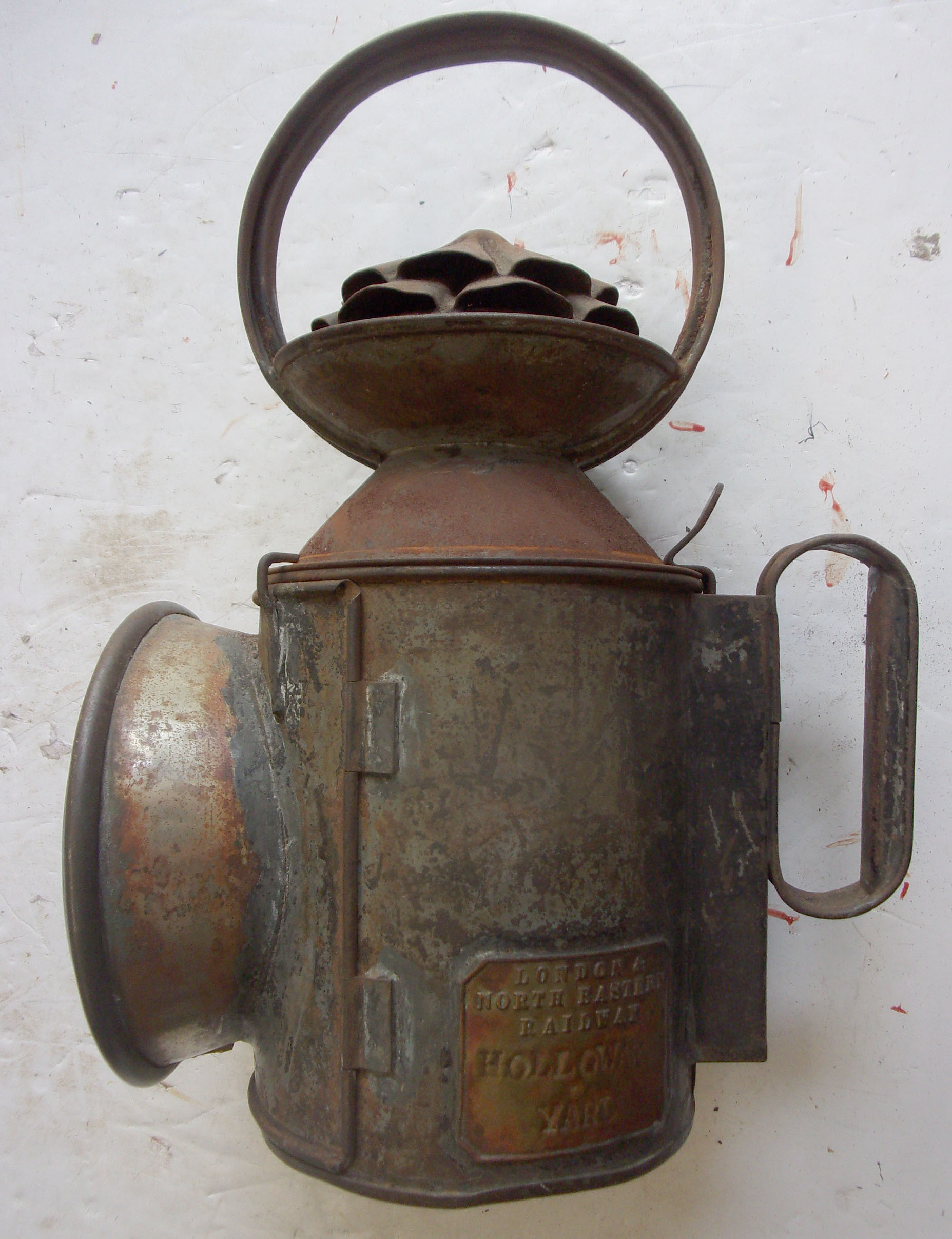 3 x aspect Handlamp, brass plated "Holloway Yd". East coast main line, complete with all glasses, vessel & burner. Sound, no damage. Needs a rub with an oily rag.